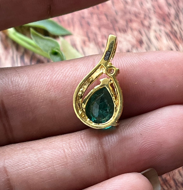 Ivika emerald locket
