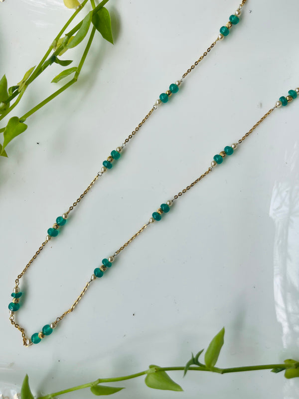 Ivika onex and pearl chain